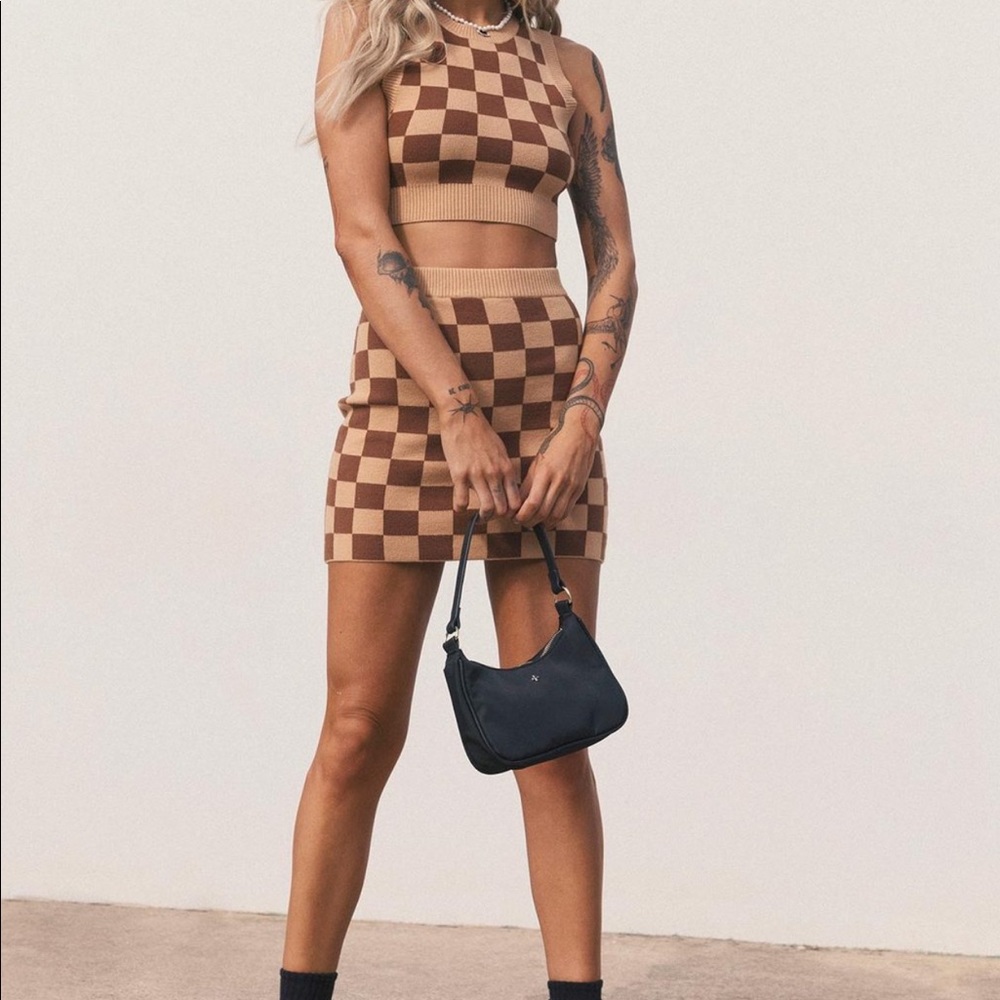 Checkered Set 🤎 - Picture 2 of 7